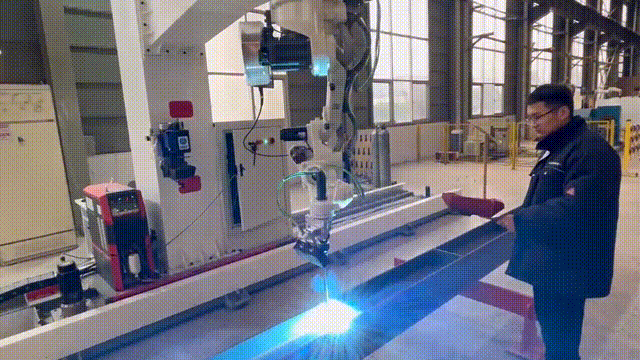 焊接效果gif.gif
